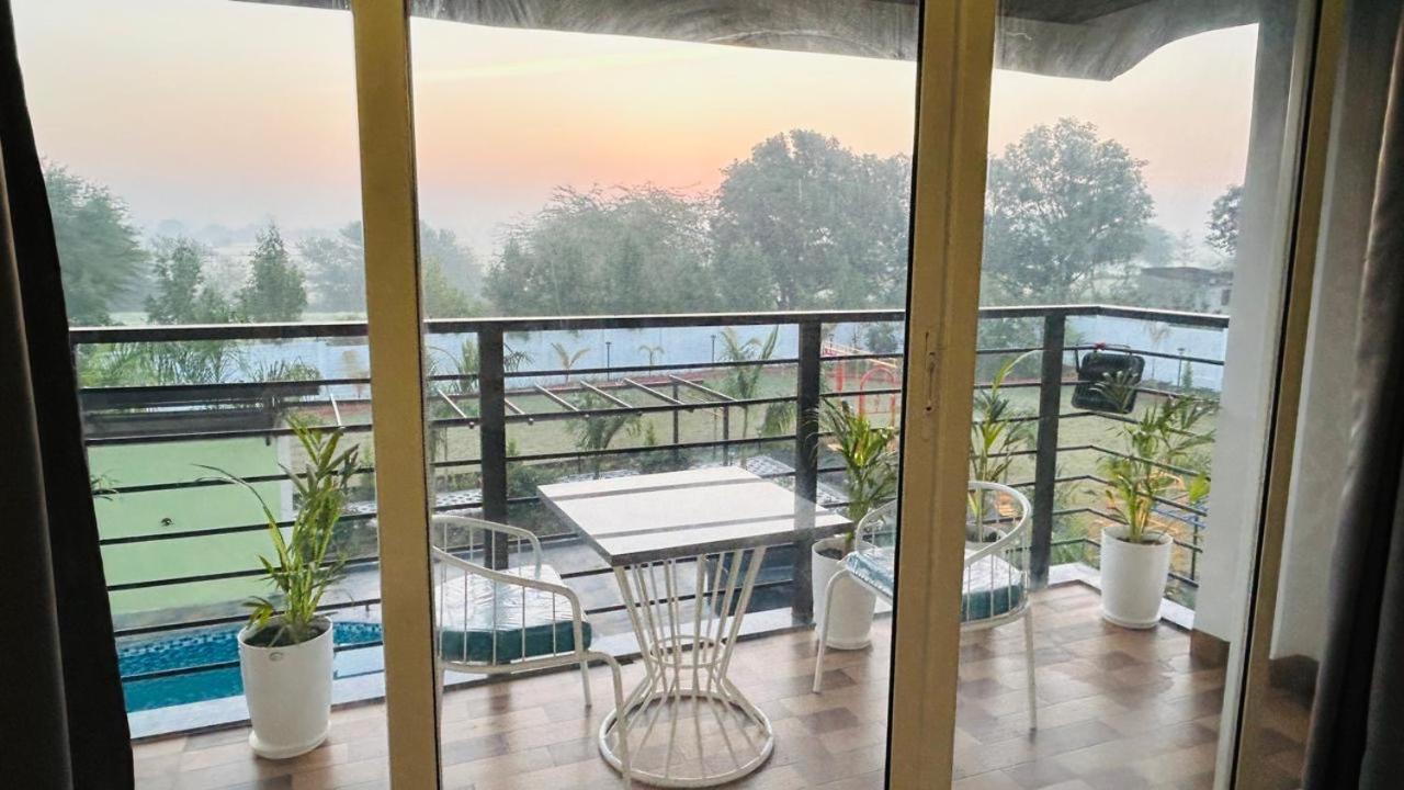 Fun O Farm Luxury Farm Villa Indore Buitenkant foto